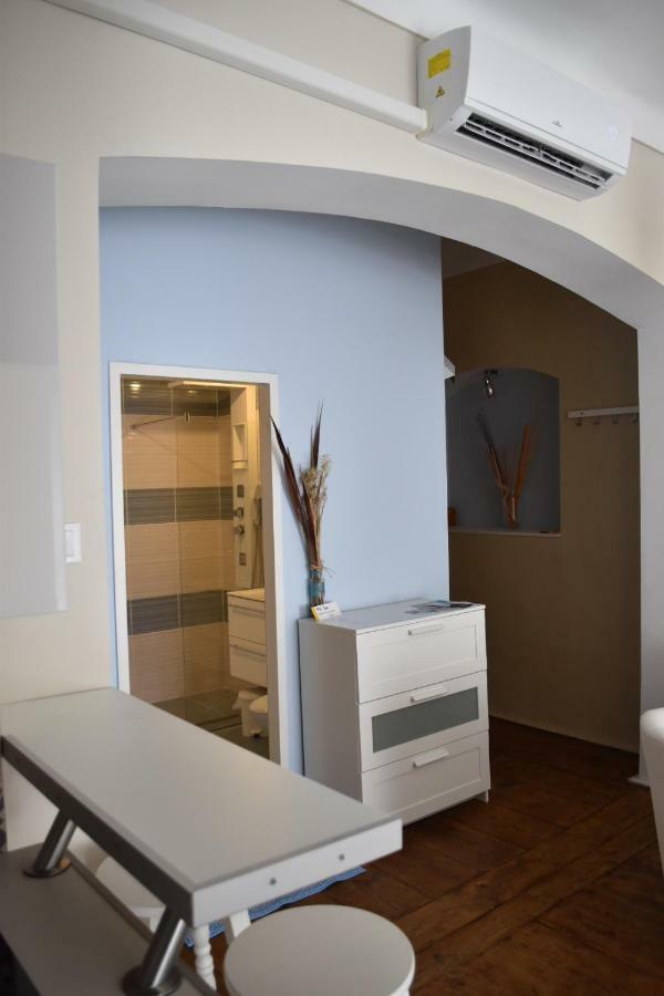 Foter Apartmanhaz เซนเทนแดร ภายนอก รูปภาพ